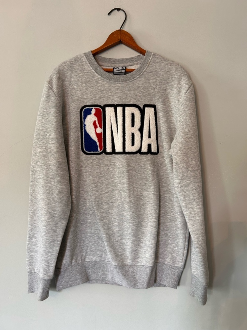 NBA Sweatshirt Pullover Hoodie Hoody Cotton “Pop Out Fleece” Logo Basketball Sm